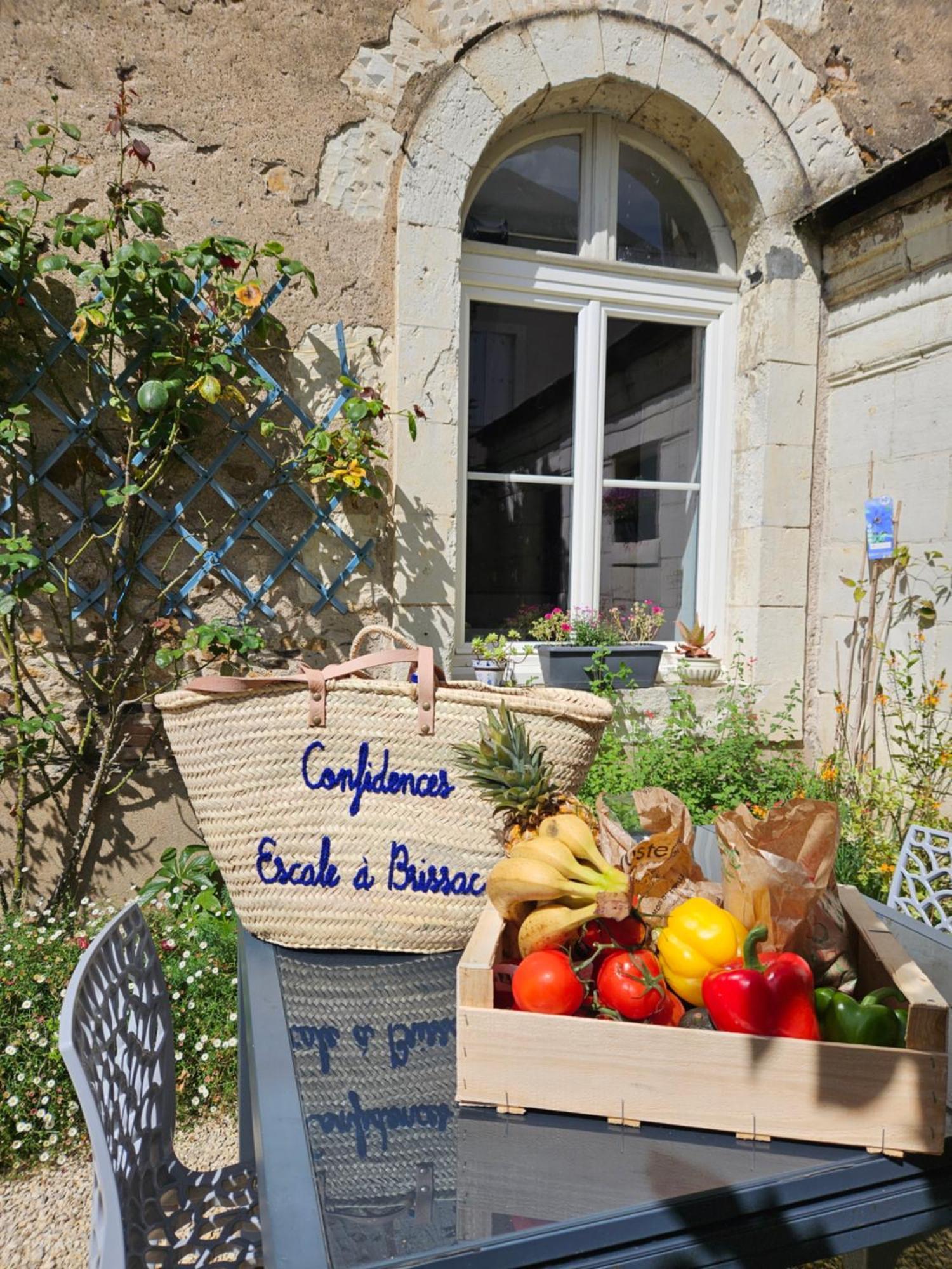 Confidences Escale à Brissac Brissac-Quince Exterior foto